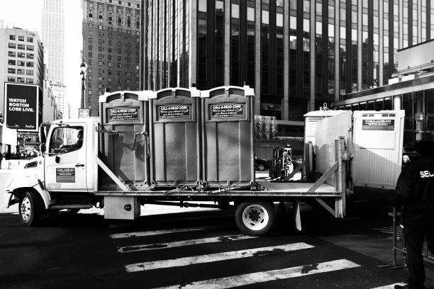 Best Portable toilet rental cost  in Fairfield, TX